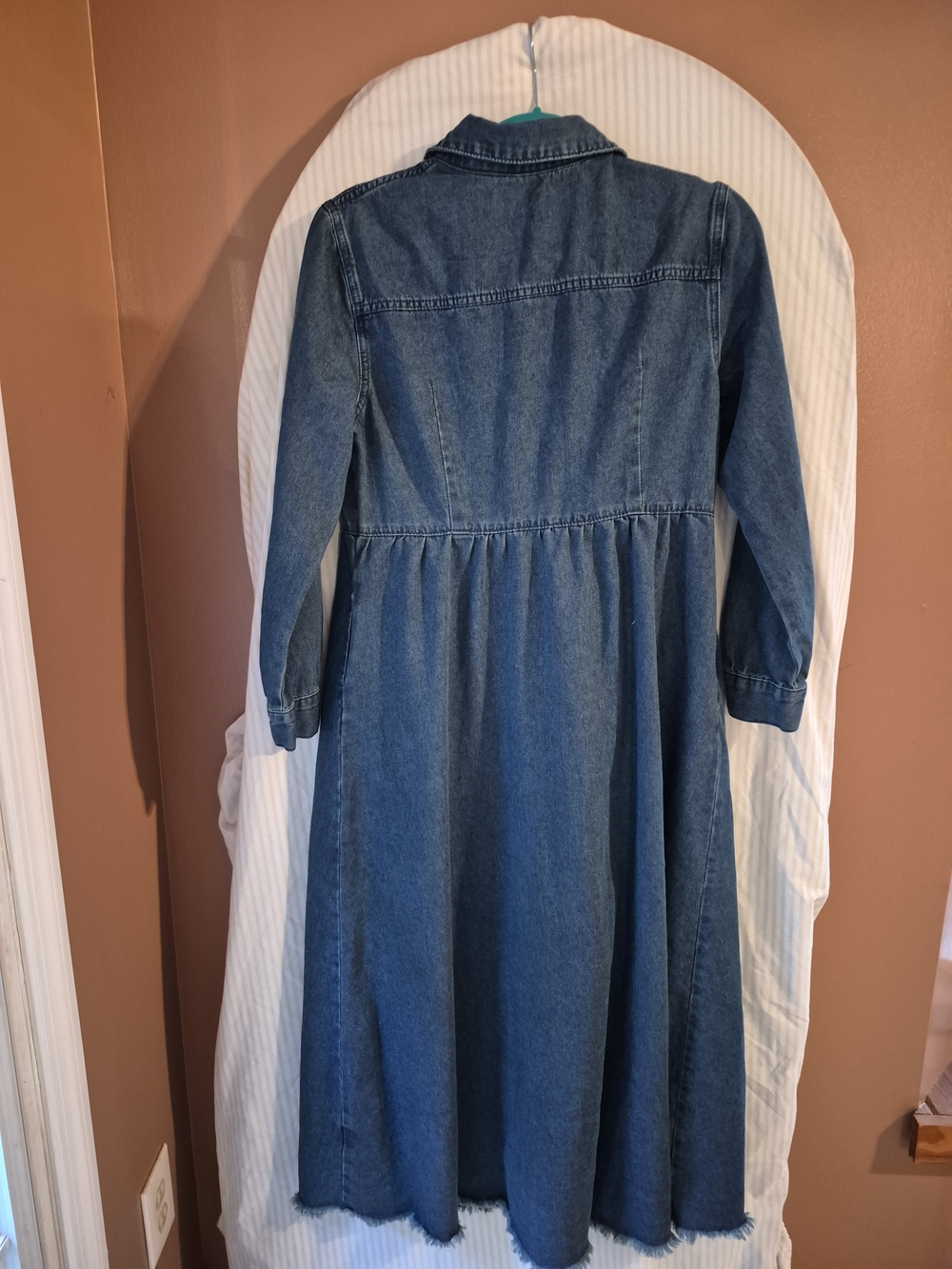 Denim Button-Front Midi Dress in Blue - Picture 2 of 4